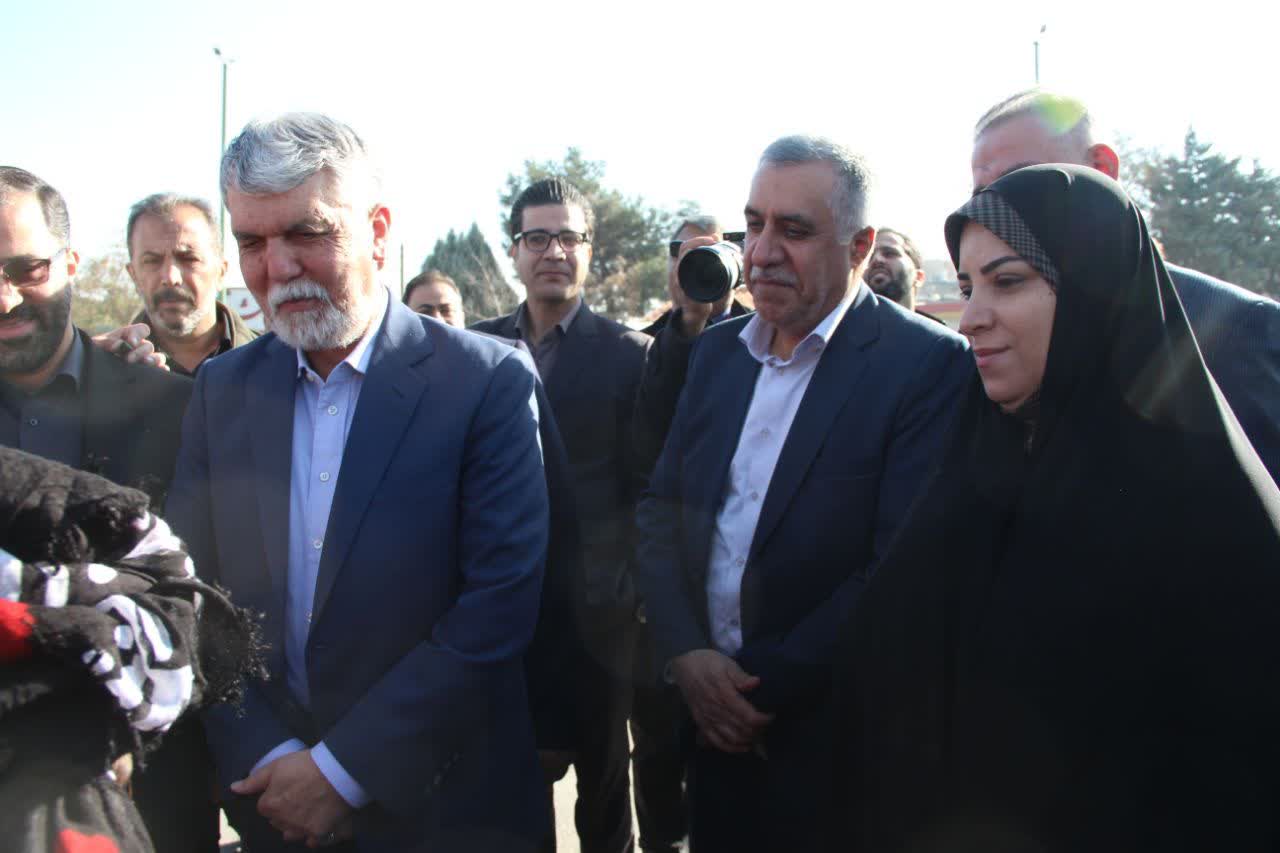 وزیر فرهنگ و ارشاد اسلامی وارد لرستان شد