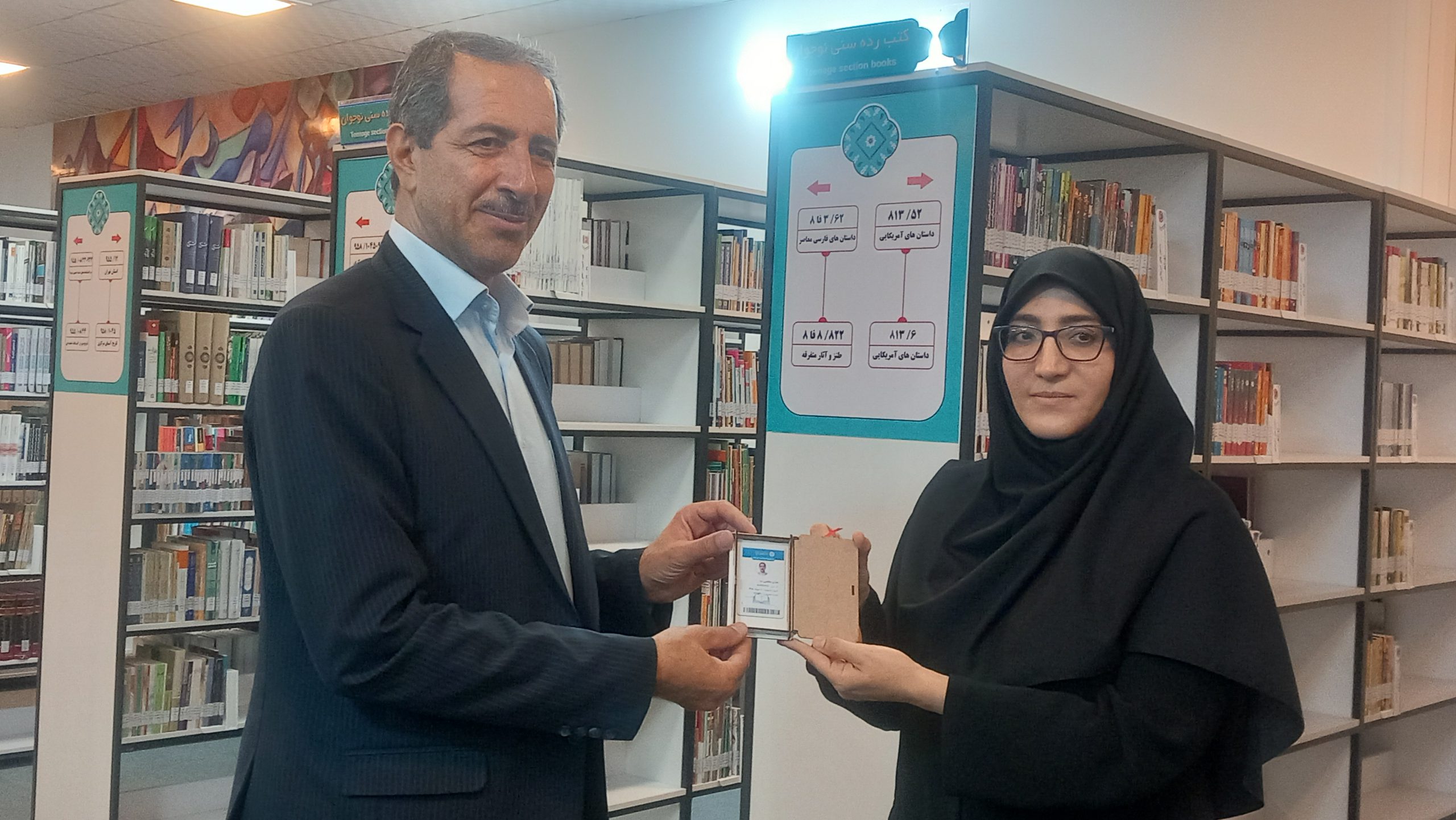 هادی هاشمی‌نیا: تکمیل فازهای بعدی کتابخانه مرکزی خرم آباد نیازمند تأمین اعتبار است/ برای توسعه این مجموعه فرهنگی پیگیری می‌کنیم