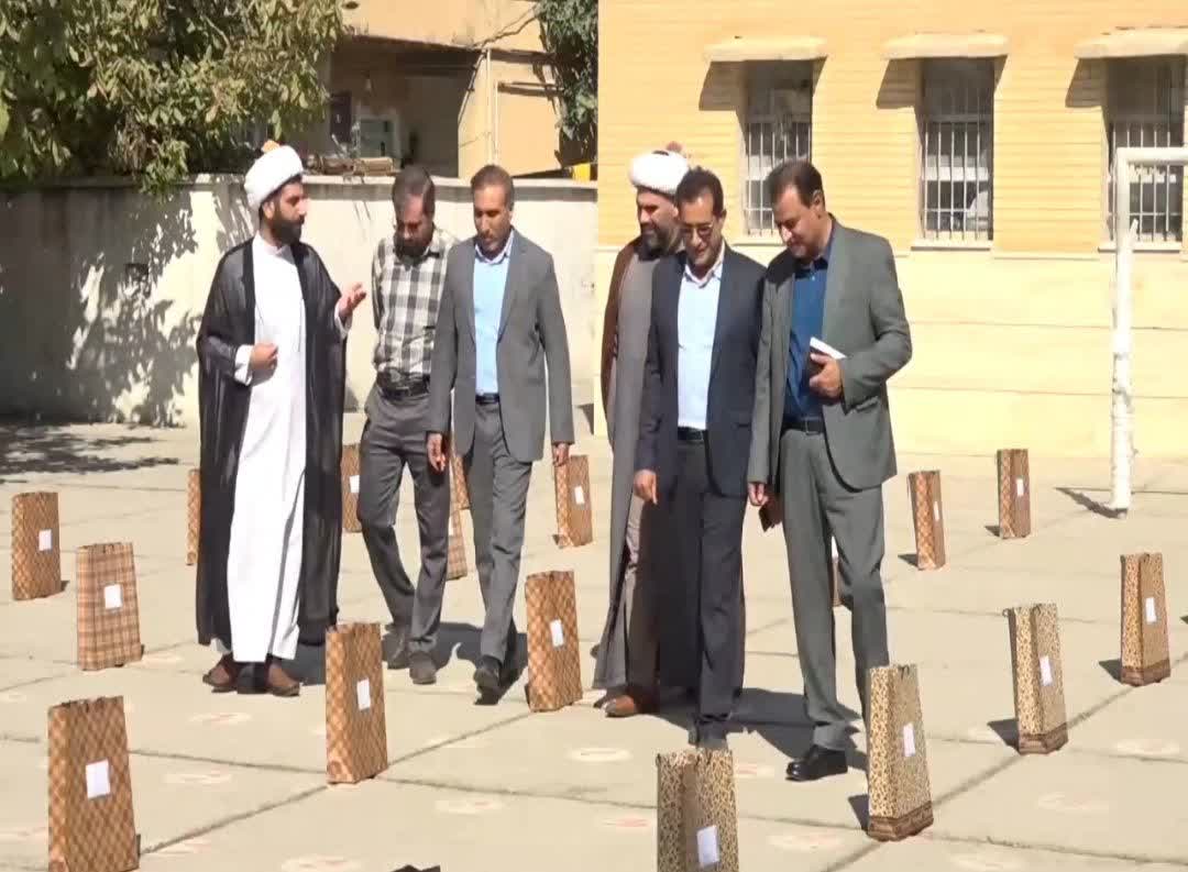 اهدا۳۵ هزار بسته تحصیلی به دانش‌آموزان مددجوی لرستانی